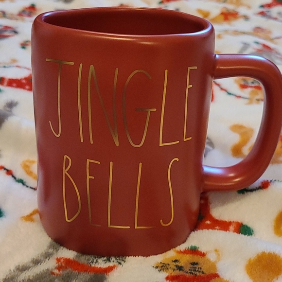 Rae Dunn Jingle Bells Christmas 🎄 Red Mug NEW - Picture 2 of 5